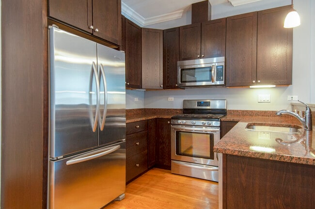 Photo - 1700 S Morgan St