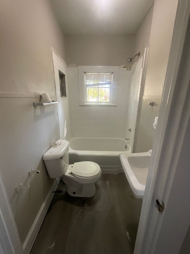 Photo - 108 Brainerd Ave