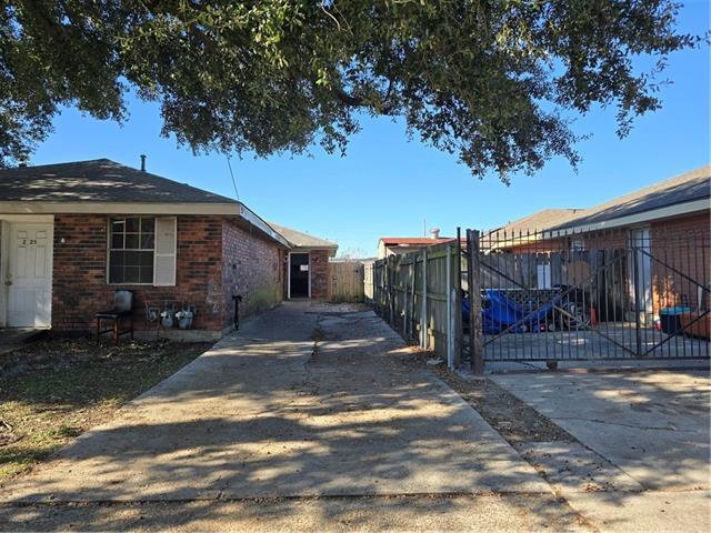 Photo - 2627 Bessemer St