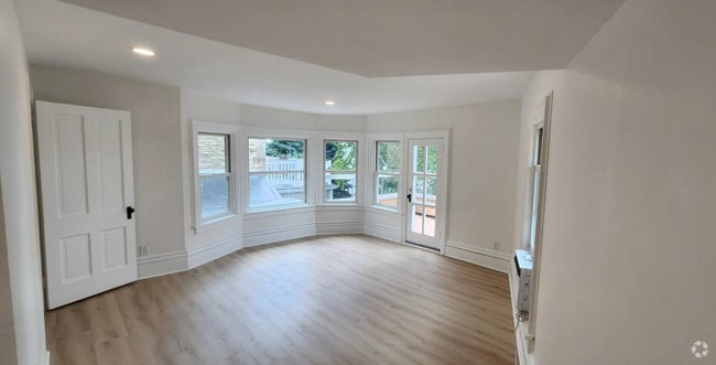 Building Photo - 731 Jenifer St Unit #2 Rental