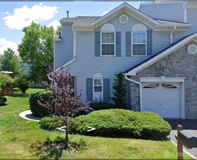 Building Photo - 6 Chimney Ct
