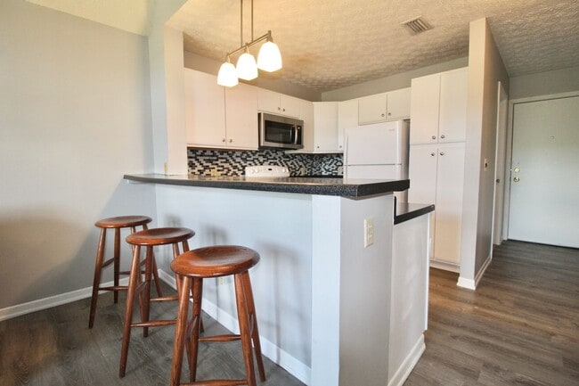 Photo - 1330 Hunters Rd