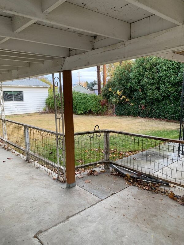 Photo - 1006 Van Giesen St