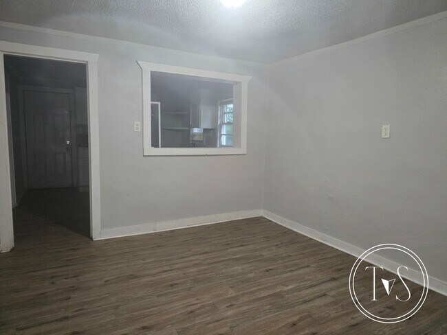 Photo - 17 Dutton St