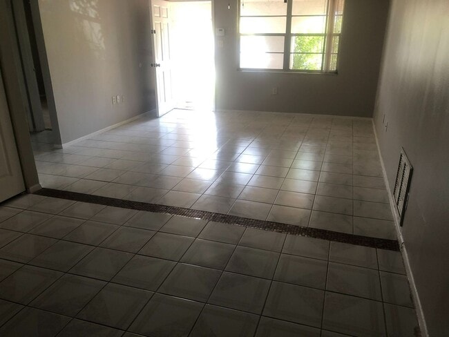 Photo - 9411 Ledgestone Ln