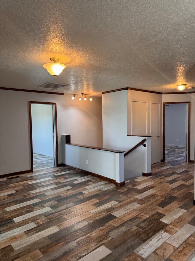 Photo - 624 Torretta Dr SW