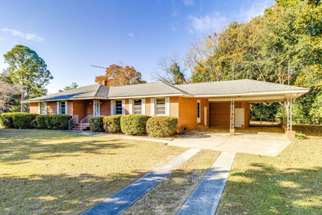 Building Photo - 2 Pickens Ct