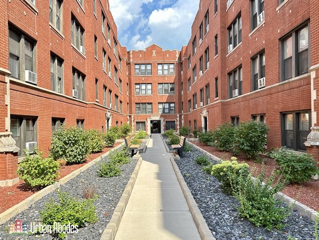 Photo - 3930 N Janssen Ave Unit J08W