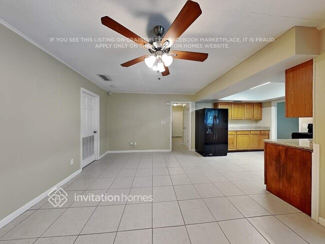 Photo - 140 Softwind Trail