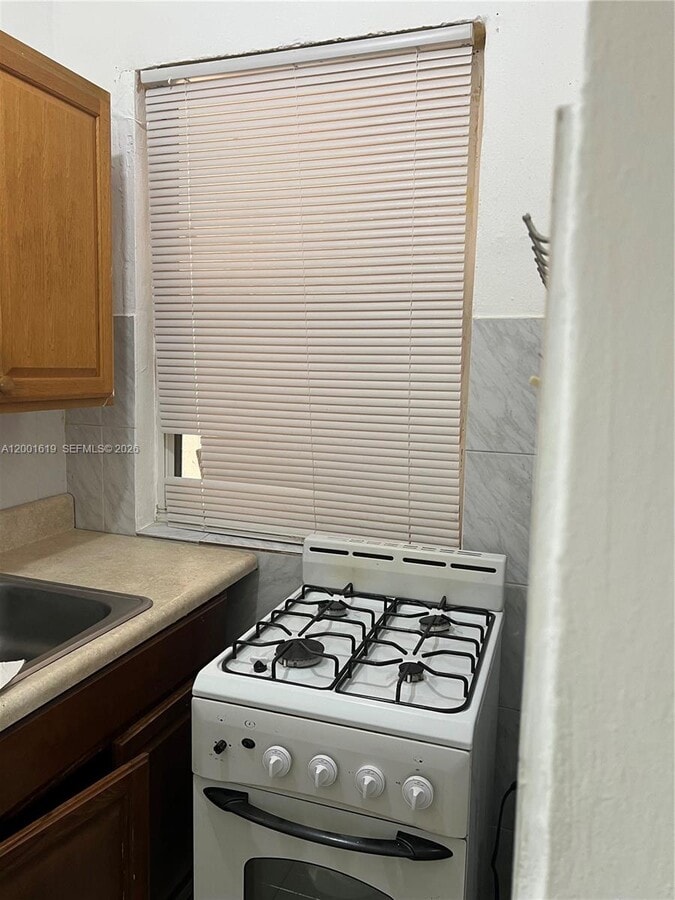 Photo - 1405 W 36th St Unit 1405