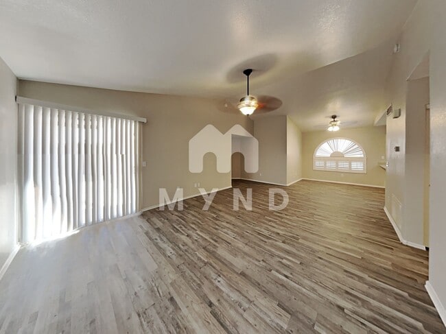 Photo - 8027 W Laurel Ln