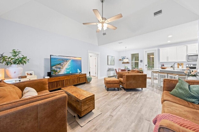 Photo - 88 Plantation Way Unit ID1447175P