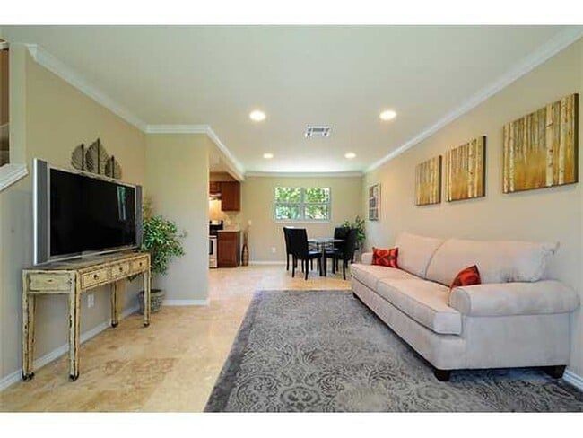 Photo - 6812 Syracuse Cove