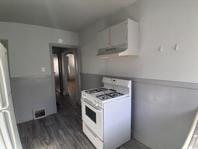 Photo - 28 S Virginia Ave