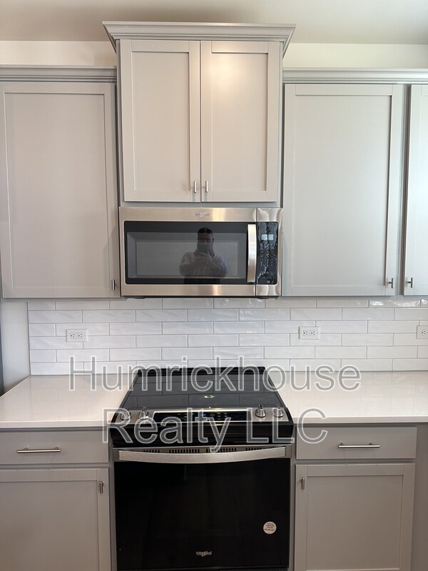 Photo - 1027 S Point Rd