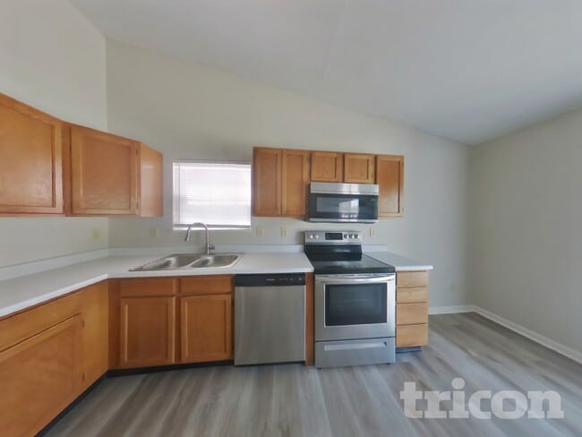 Photo - 4831 Dietzen Blvd