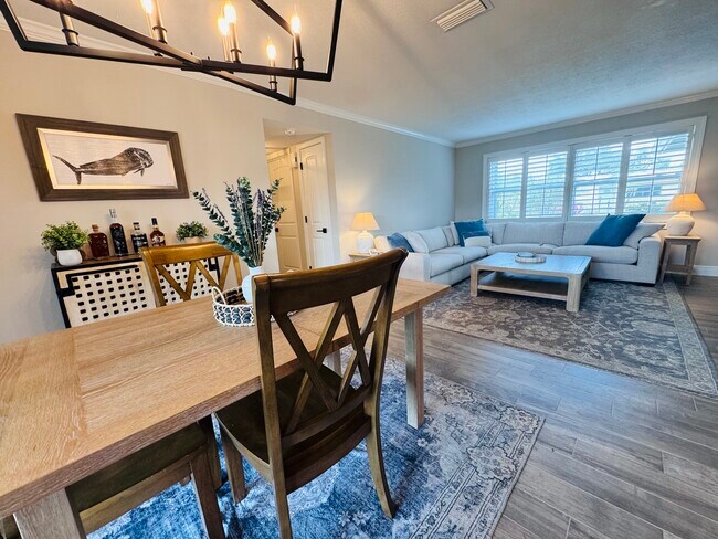 Photo - 13926 Sunset Dr