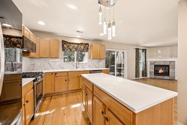 Photo - 3 Bedroom 2.5 bath Foxglove Meadows Home $3495.00