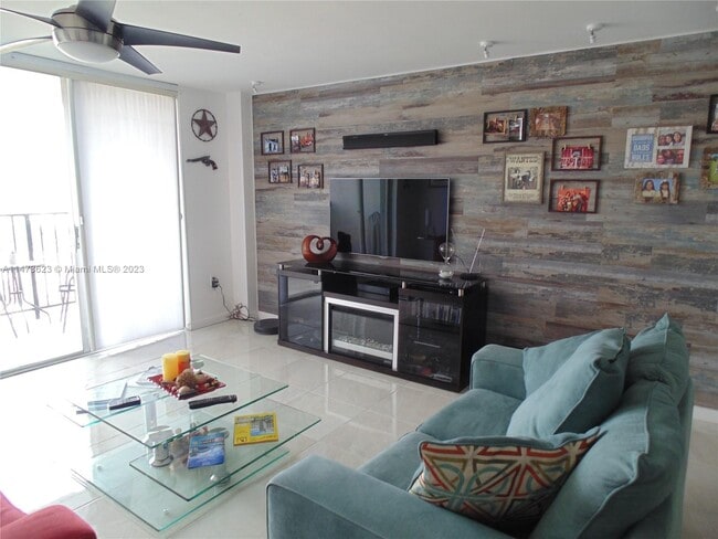 Photo - 2780 NE 183rd St Unit 140