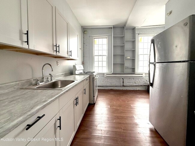 Photo - 110 Partition St Unit 3