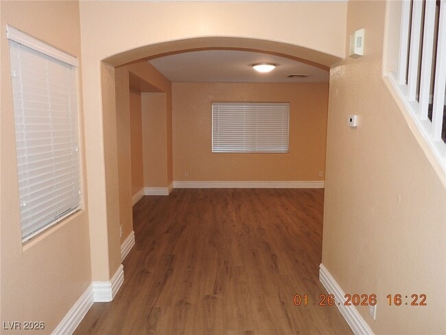 Photo - 317 Dogleg Dr