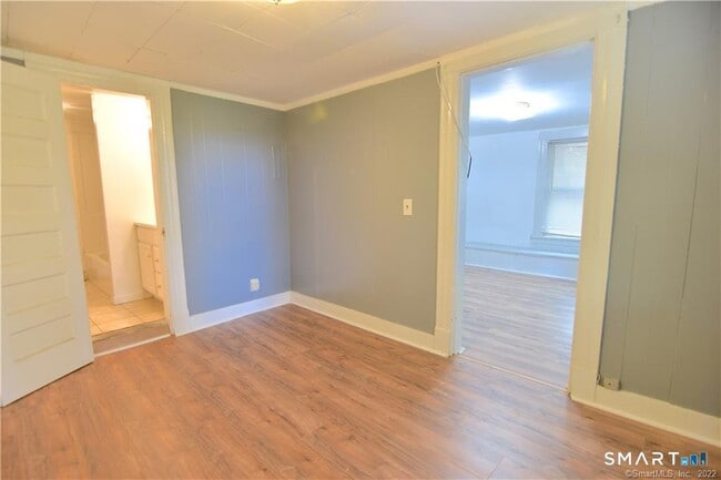 29 Wilson St Unit 1U