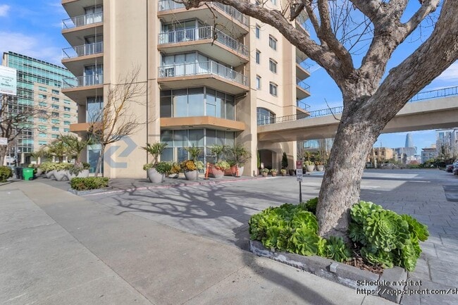 Photo - 1200 Gough St