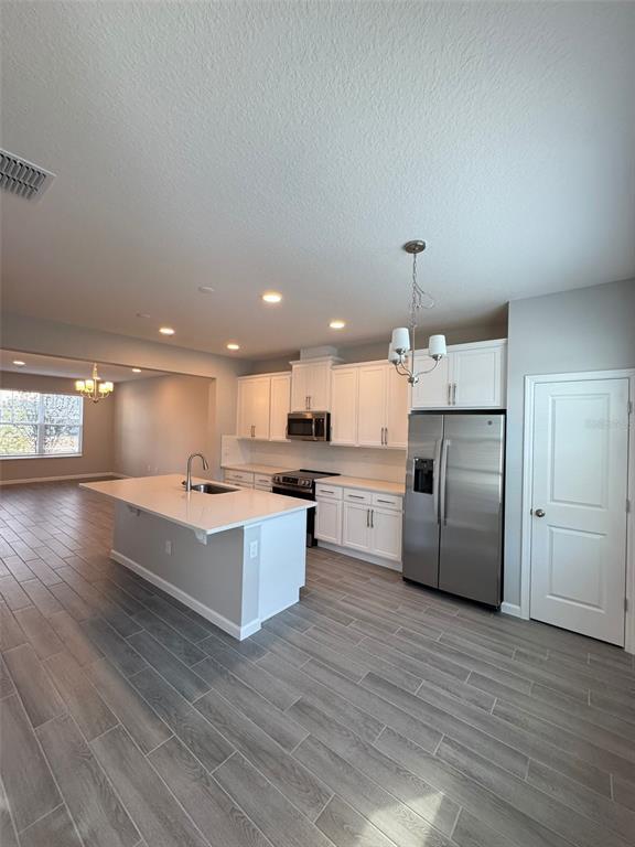 Photo - 1404 Lumpini St