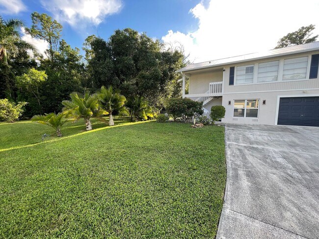 Photo - 1337 Center Ln