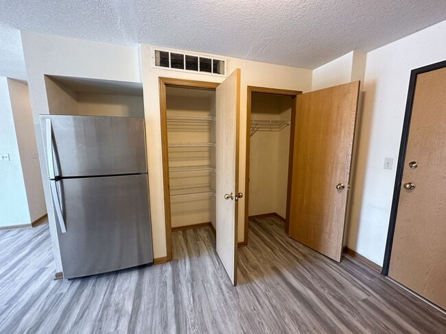 Photo - 121 Beach Avenue