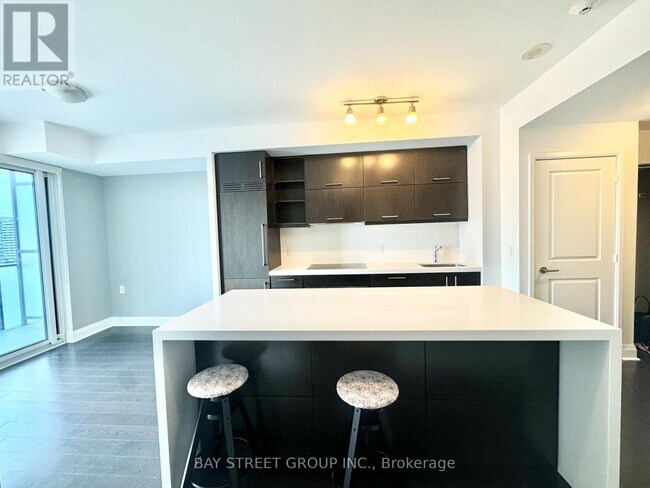 Photo - 1080 Bay St. Unit 2601