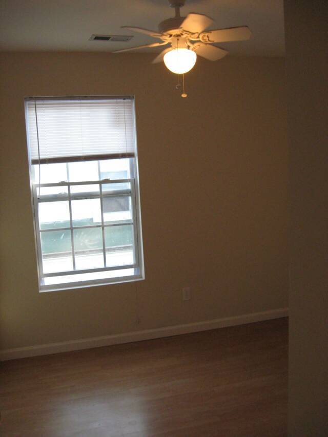 Photo - 310 S Broadway Park Unit B