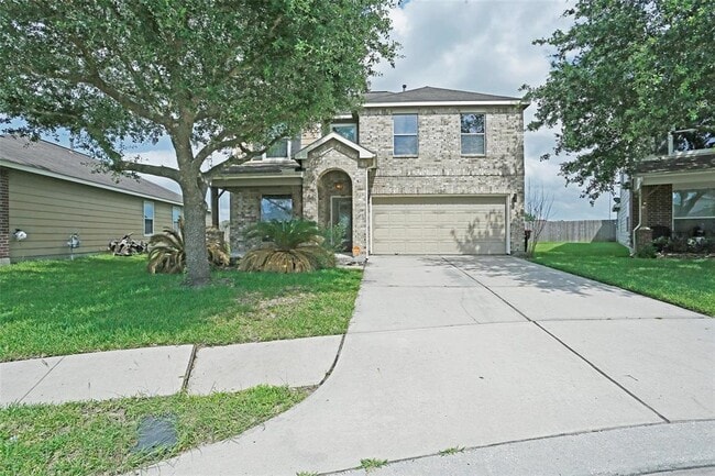 Photo - 1939 Wooded Acres Dr Casa
