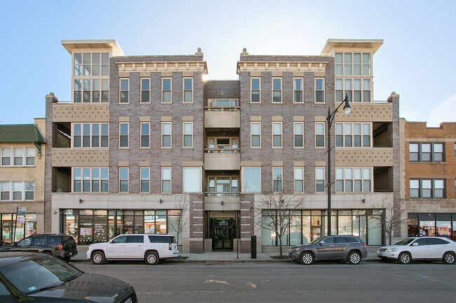 Building Photo - Beautiful 2BD/2BTH Apartment on Lawrence  ...