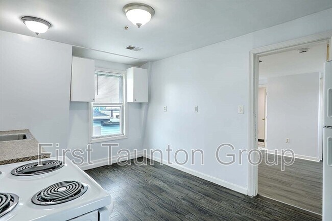 458 Weir St Unidad 5