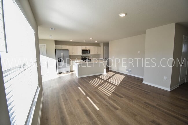 Photo - 3 Bedroom 2.5 Bath Townhome in Waukee