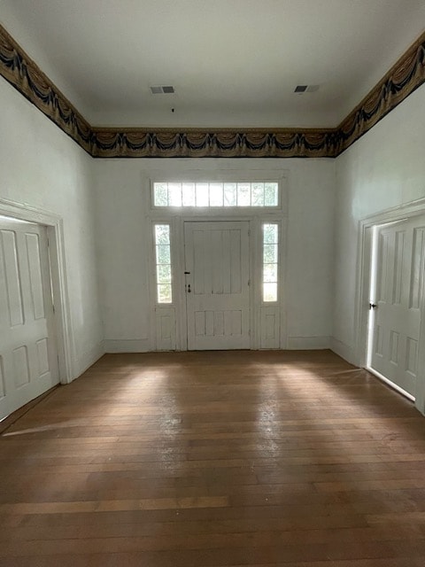 Photo - 108 W 17th St