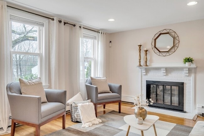 Photo - 24 Ledgelawn Ave