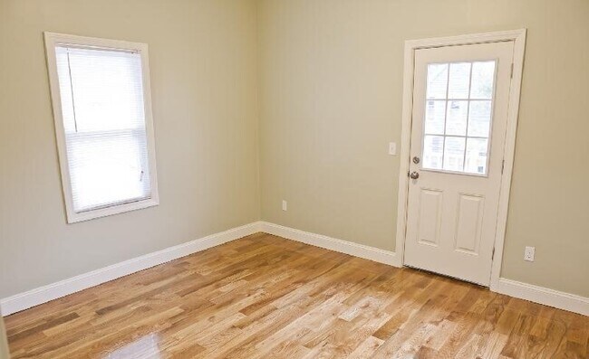 Photo - 40 Imrie Rd Unit 1