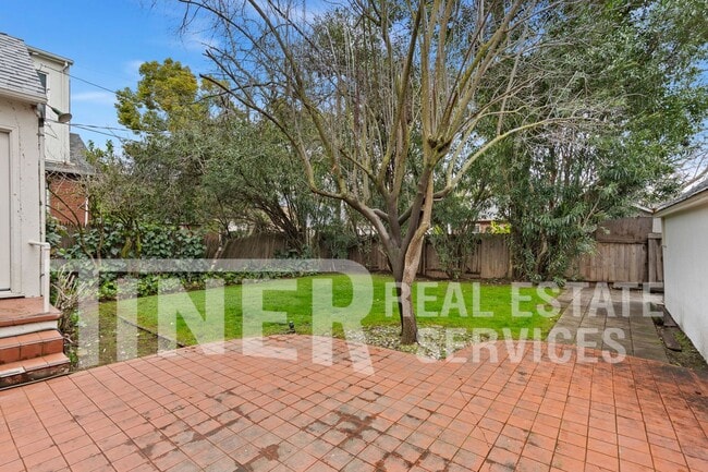 Photo - 1701 41st St