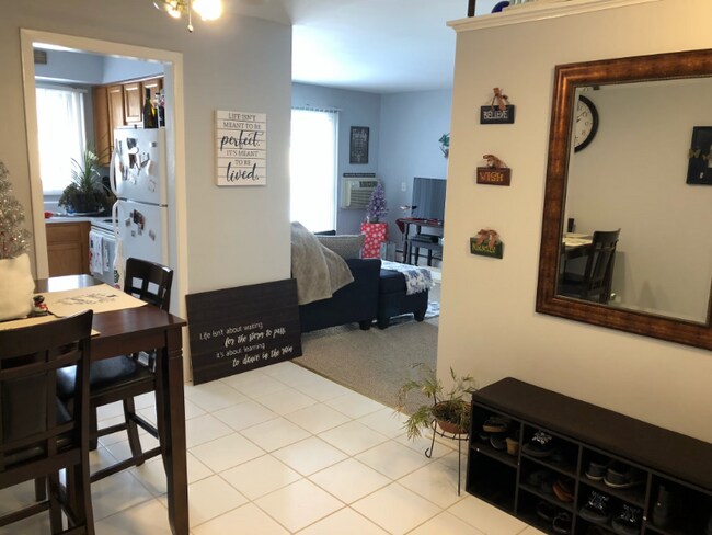 Photo - 304 N Carter St Unit 104