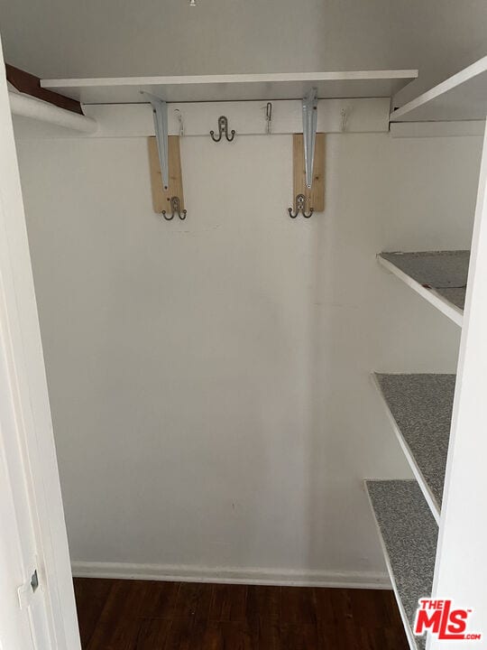 Photo - 1020 S Wooster St