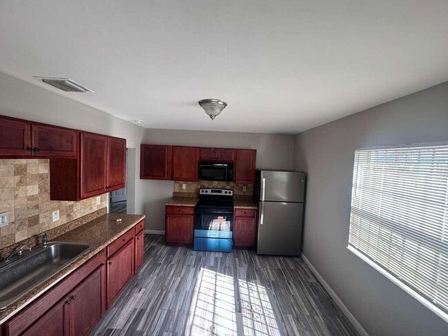 Photo - 3309 Avenue S Casa