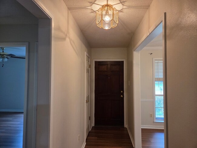 Photo - 5609 Fieldcrest Ave
