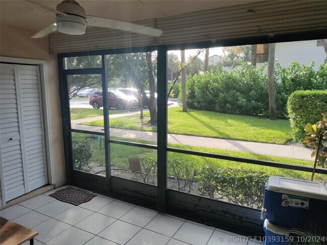 Photo - 2852 Carambola Cir S Unit 2852