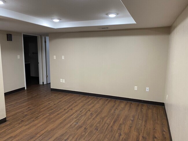 Photo - 616 W Boone St Unidad 5