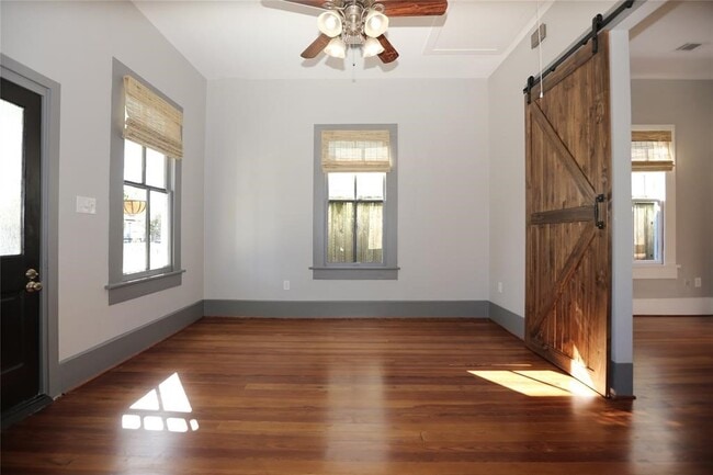 Photo - 2119 Freeman St