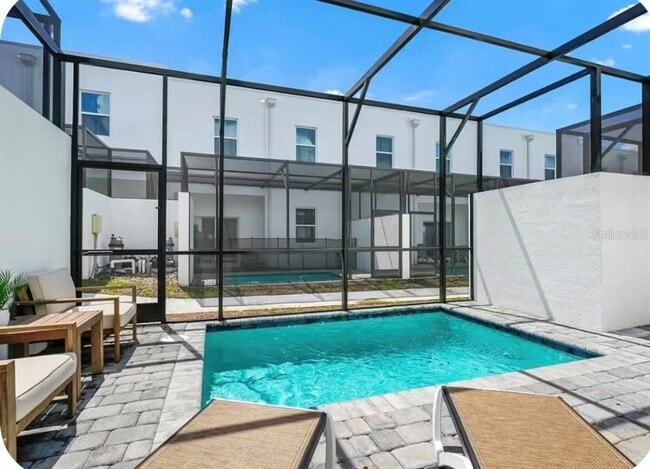 Building Photo - 363 Famagusta Dr