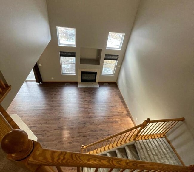 Photo - 458 Landmark Ave