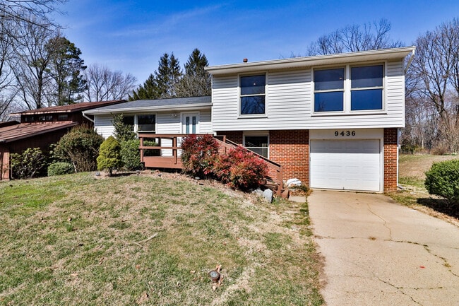 Photo - 9436 Wandering Way